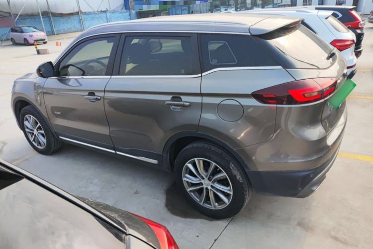 Used Geely Auto Emgrand X7 Sport 2018 1.8TD Automatic Two-Wheel Drive Smart Connect 4G Internet Edition Left Side