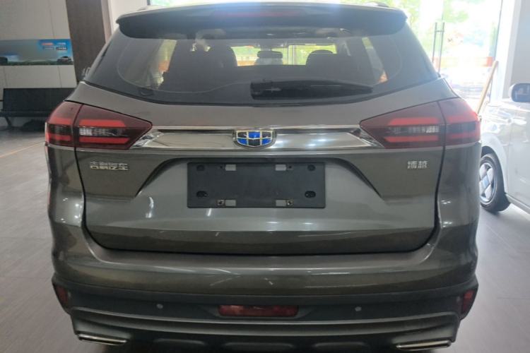 Used Geely Auto Emgrand X7 Sport 2018 1.8TD Automatic Two-Wheel Drive Smart Connect 4G Internet Edition Rear