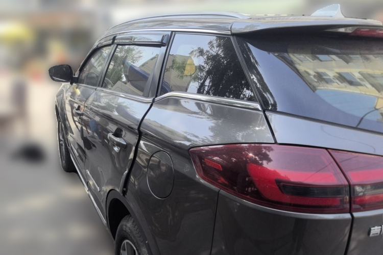Used Geely Auto Emgrand X7 Sport 2018 1.8TD Automatic Two-Wheel Drive Smart Connect 4G Internet Edition Rear Left 45 Deg