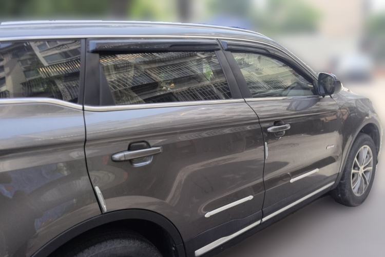 Used Geely Auto Emgrand X7 Sport 2018 1.8TD Automatic Two-Wheel Drive Smart Connect 4G Internet Edition Rear Right 45 Deg
