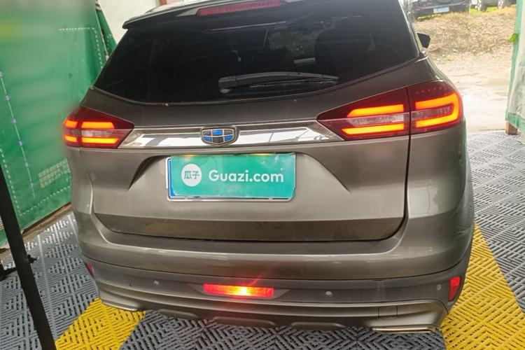 Used Geely Auto Emgrand X7 Sport 2018 1.8TD Automatic Two-Wheel Drive Smart Connect 4G Internet Edition Rear