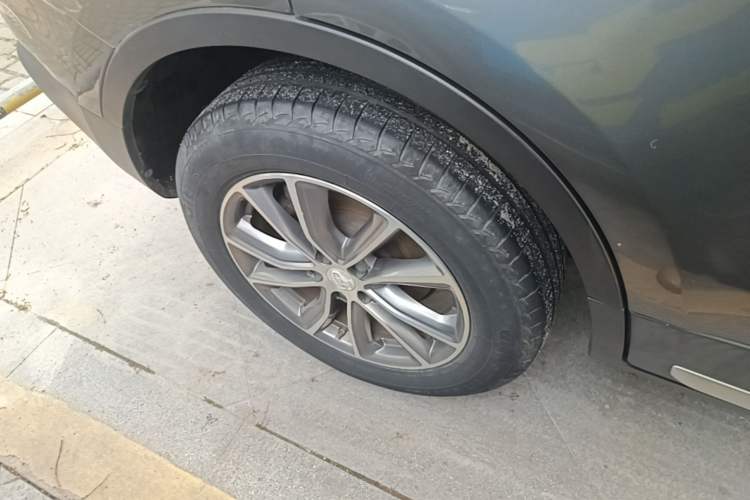 Used Geely Auto Emgrand X7 Sport 2018 1.8TD Automatic Two-Wheel Drive Zhiya Model Right Rear Wheel Hub