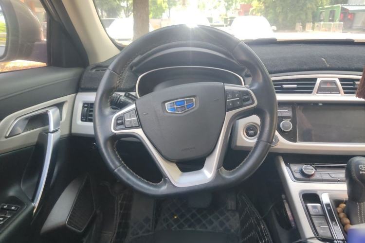 Used Geely Auto Emgrand X7 Sport 2018 1.8TD Automatic Two-Wheel Drive Smart Connect 4G Internet Edition Steering Wheel