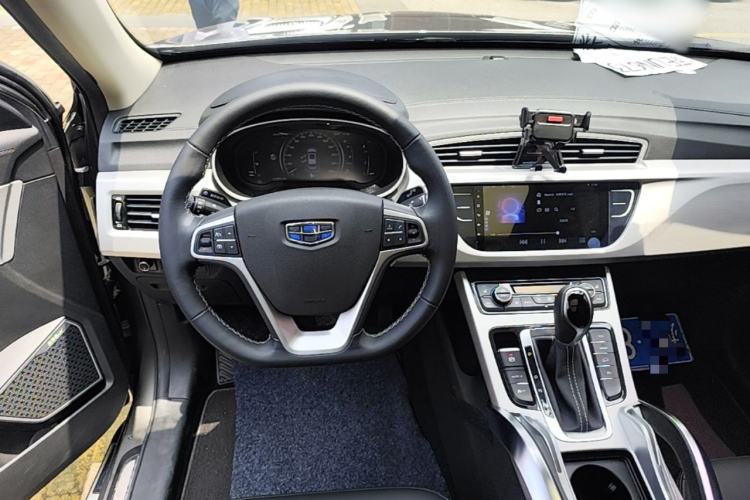 Used Geely Auto Emgrand X7 Sport 2018 1.8TD Automatic Two-Wheel Drive Smart Connect 4G Internet Edition Steering Wheel