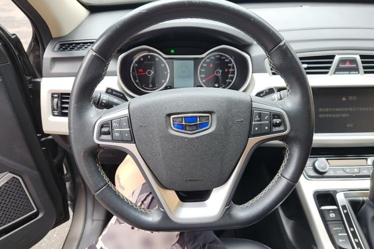 Used Geely Auto Emgrand X7 Sport 2018 1.8TD Automatic Two-Wheel Drive Zhiya Model Steering Wheel