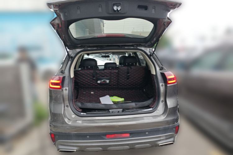 Used Geely Auto Emgrand X7 Sport 2018 1.8TD Automatic Two-Wheel Drive Smart Connect 4G Internet Edition Trunk