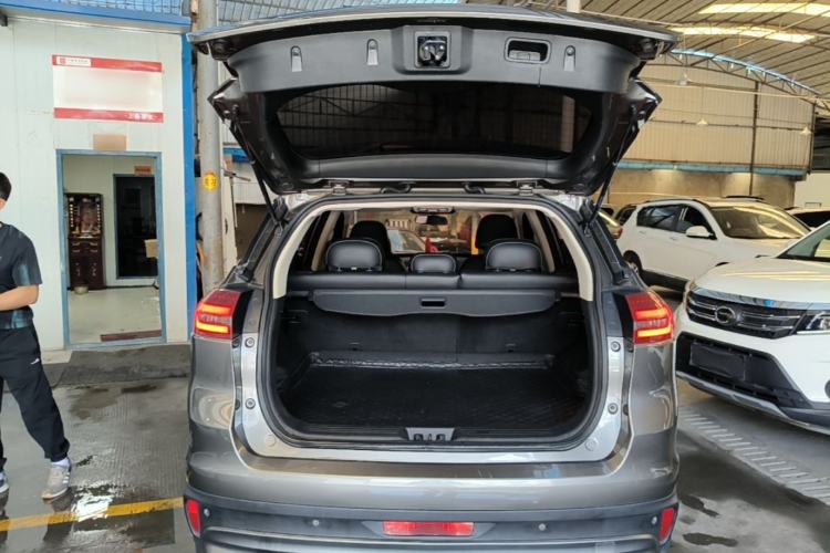 Used Geely Auto Emgrand X7 Sport 2018 1.8TD Automatic Two-Wheel Drive Zhiya Model Trunk