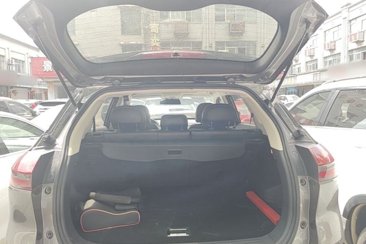 Used Geely Auto Emgrand X7 Sport 2018 1.8TD Manual Two-Wheel Drive Smart Connect 4G Internet Edition Trunk