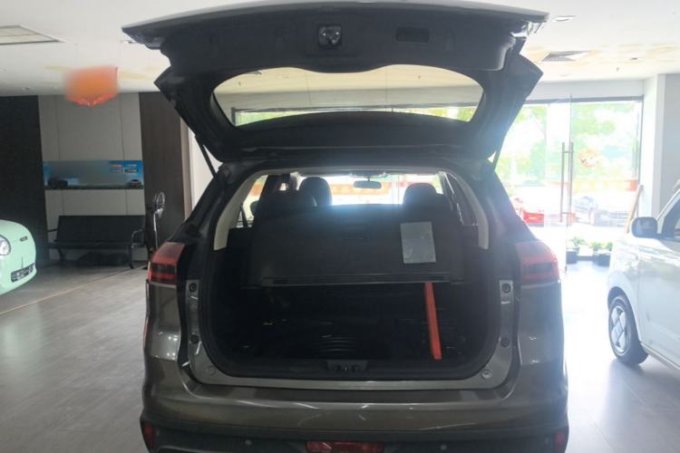 Used Geely Auto Emgrand X7 Sport 2018 1.8TD Automatic Two-Wheel Drive Smart Connect 4G Internet Edition Trunk