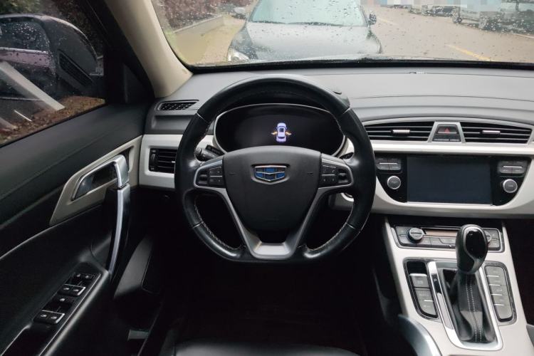 Used Geely Auto Emgrand X7 Sport 2018 1.8TD Automatic Two-Wheel Drive Smart Connect 4G Internet Edition Steering Wheel