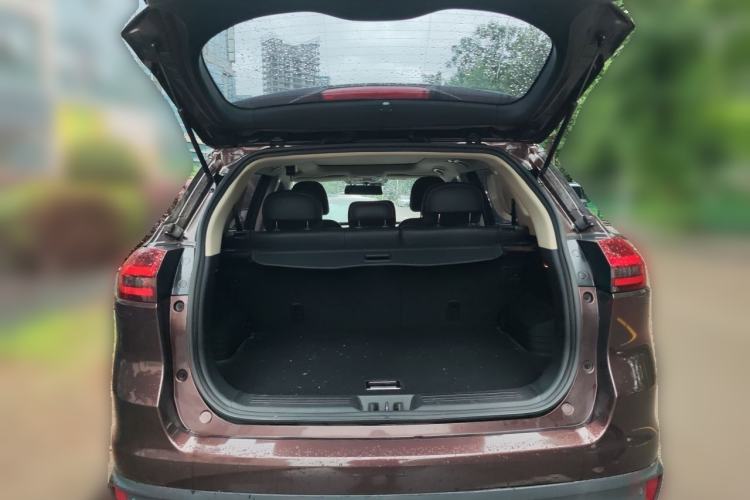 Used Geely Auto Emgrand X7 Sport 2018 1.8TD Automatic Two-Wheel Drive Smart Connect 4G Internet Edition Trunk