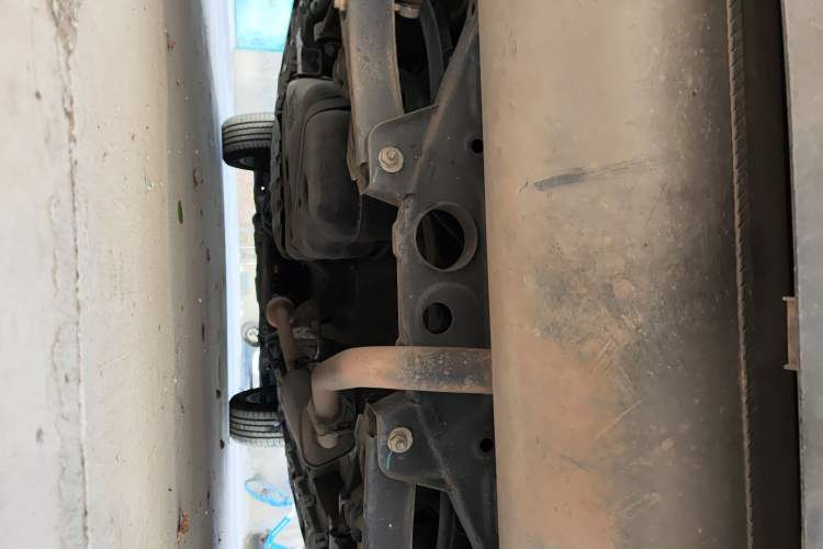 Used Geely Auto Emgrand X7 Sport 2018 1.8TD Automatic Two-Wheel Drive Zhiya Model Chassis Rear