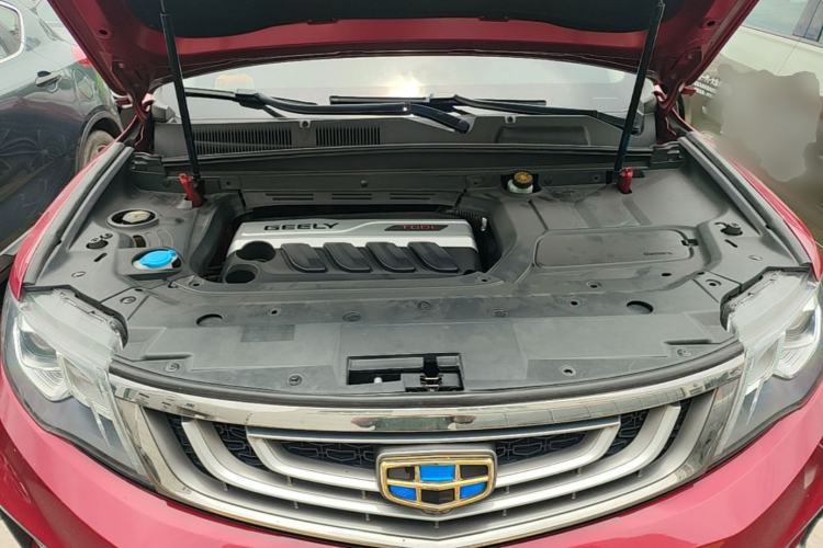 Used Geely Auto Emgrand X7 Sport 2018 1.8TD Automatic Two-Wheel Drive ZhiZun Model with 4G Connectivity Engine Bay