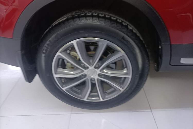 Used Geely Auto Emgrand X7 Sport 2018 1.8TD Automatic Two-Wheel Drive Smart 4G Connected Version Exterior 2
