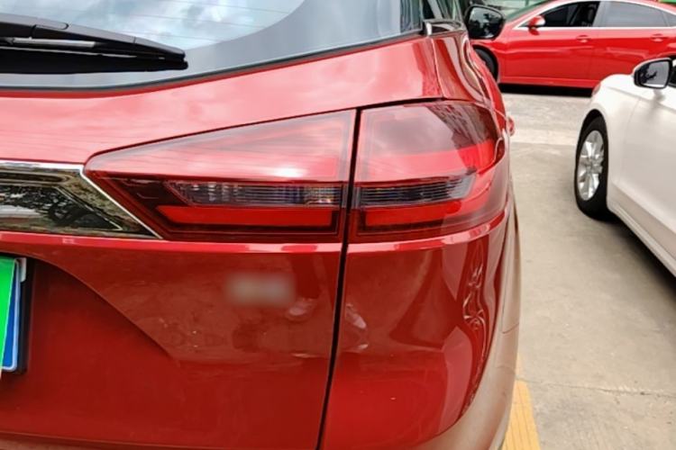 Used Geely Auto Emgrand X7 Sport 2018 1.8TD Automatic Two-Wheel Drive Smart 4G Connected Version Exterior 3