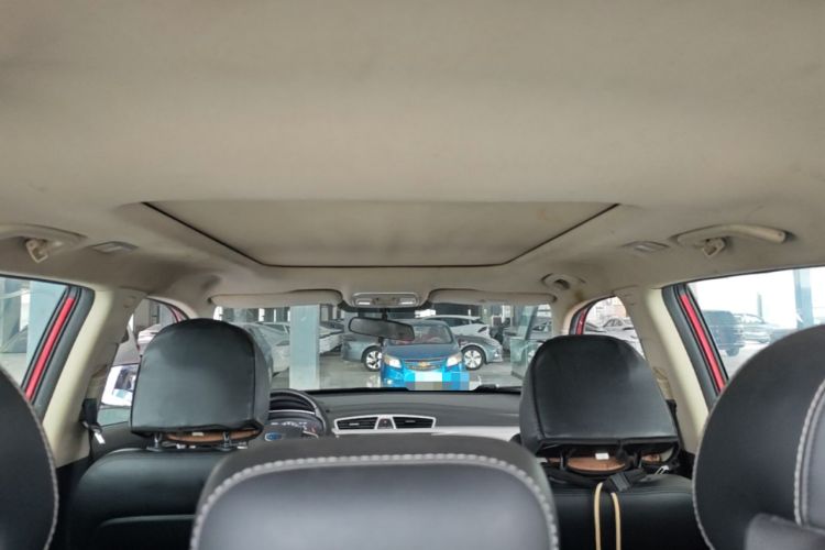 Used Geely Auto Emgrand X7 Sport 2018 1.8TD Automatic Two-Wheel Drive Smart Connect 4G Internet Edition Headliner