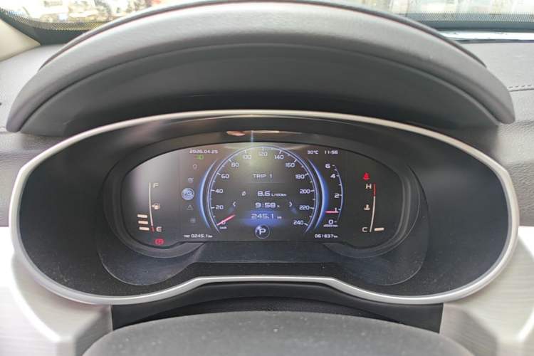 Used Geely Auto Emgrand X7 Sport 2018 1.8TD Automatic Two-Wheel Drive Smart Connect 4G Internet Edition Instrument Cluster