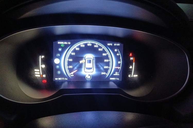 Used Geely Auto Emgrand X7 Sport 2018 1.8TD Manual Two-Wheel Drive Smart Connect 4G Internet Edition Instrument Cluster