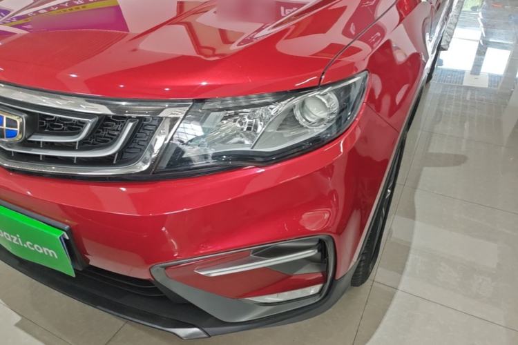 Used Geely Auto Emgrand X7 Sport 2018 1.8TD Automatic Two-Wheel Drive Zhiya Model Left Front Headlight