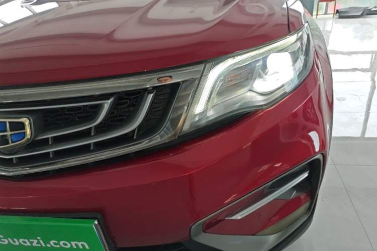 Used Geely Auto Emgrand X7 Sport 2018 1.8TD Automatic Two-Wheel Drive Smart Connect 4G Internet Edition Left Front Headlight