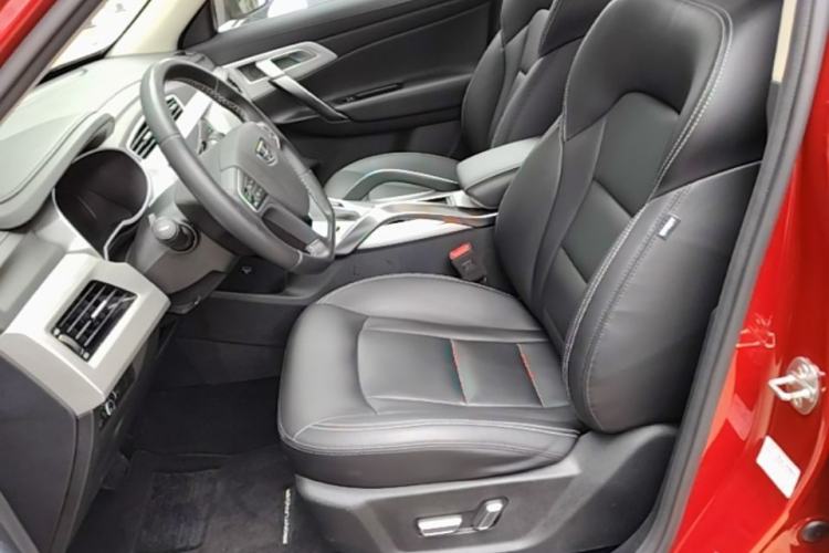 Used Geely Auto Emgrand X7 Sport 2018 1.8TD Automatic Two-Wheel Drive Smart 4G Connected Version Left Front Seat