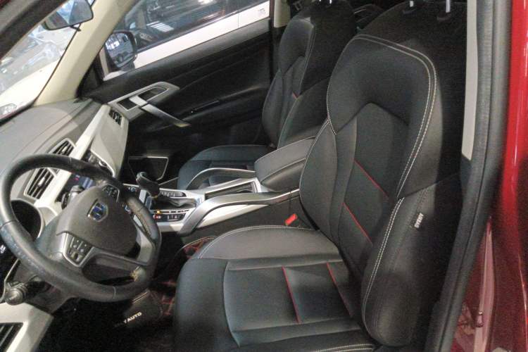 Used Geely Auto Emgrand X7 Sport 2018 1.8TD Automatic Two-Wheel Drive Smart Connect 4G Internet Edition Left Front Seat