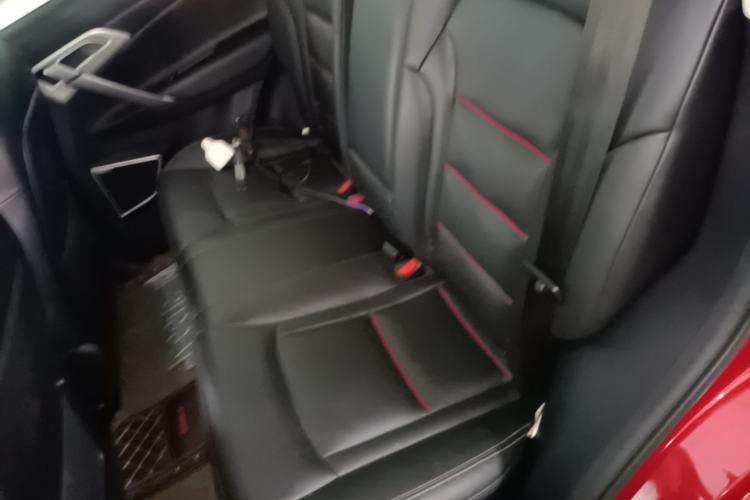 Used Geely Auto Emgrand X7 Sport 2018 1.8TD Automatic Two-Wheel Drive Smart Connect 4G Internet Edition Left Rear Seat