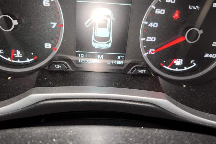 Used Geely Auto Emgrand X7 Sport 2018 2.0L Manual Two-Wheel Drive Zhiya Version Odometer Close Up