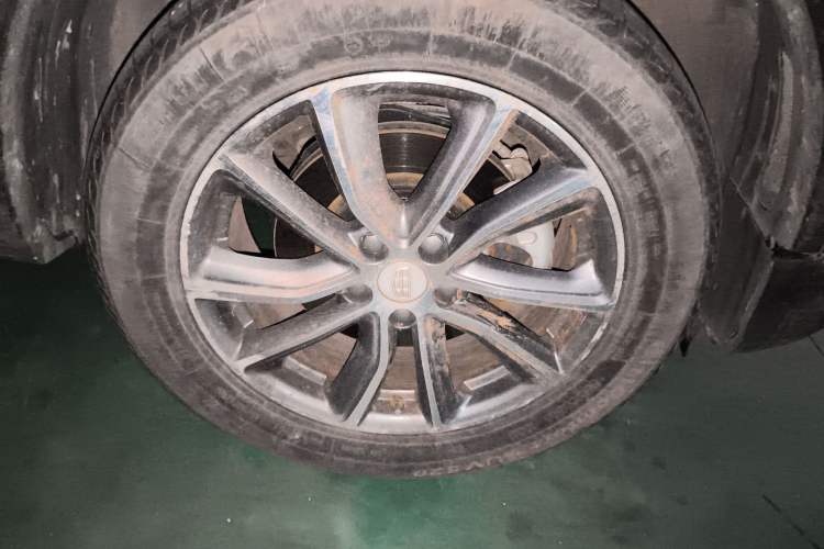 Used Geely Auto Emgrand X7 Sport 2018 2.0L Manual Two-Wheel Drive Zhiya Version Right Front Wheel Hub