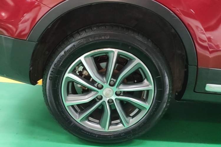 Used Geely Auto Emgrand X7 Sport 2018 1.8TD Automatic Two-Wheel Drive Smart 4G Connected Version Right Rear Wheel Hub