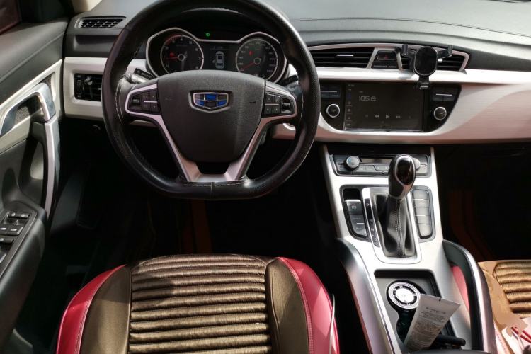 Used Geely Auto Emgrand X7 Sport 2018 1.8TD Automatic Two-Wheel Drive Zhiya Model Steering Wheel