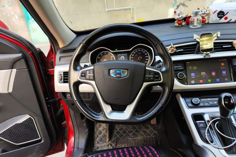 Used Geely Auto Emgrand X7 Sport 2018 1.8TD Automatic Two-Wheel Drive Zhiya Model Steering Wheel