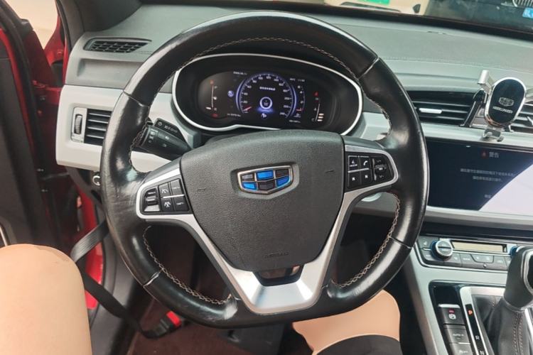 Used Geely Auto Emgrand X7 Sport 2018 Sport Edition 1.8TD Automatic Two-Wheel Drive ZhiZun Model Steering Wheel