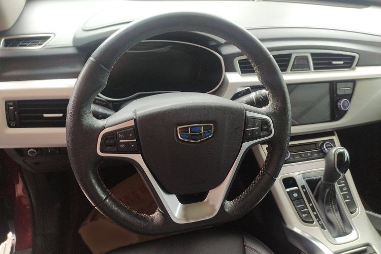 Used Geely Auto Emgrand X7 Sport 2018 1.8TD Automatic Two-Wheel Drive Smart Connect 4G Internet Edition Steering Wheel