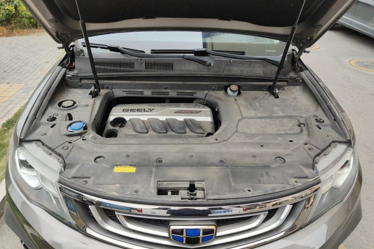 Used Geely Auto Emgrand X7 Sport 2018 1.8TD Automatic Two-Wheel Drive Smart Connect 4G Internet Edition Engine Bay