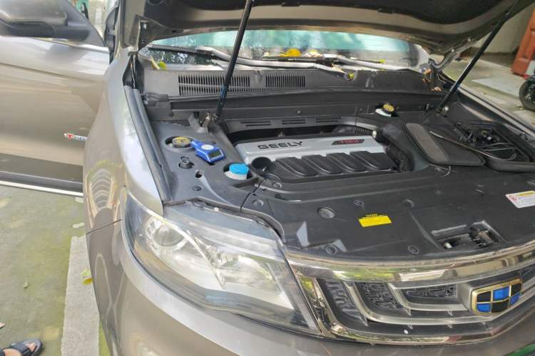 Used Geely Auto Emgrand X7 Sport 2018 1.8TD Automatic Two-Wheel Drive Zhiya Model Engine Bay Right