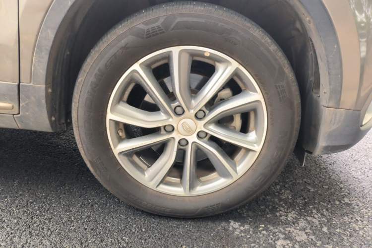 Used Geely Auto Emgrand X7 Sport 2018 1.8TD Automatic Two-Wheel Drive Smart Connect 4G Internet Edition Exterior 1