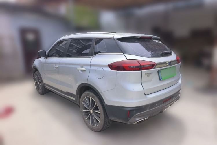 Used Geely Auto Emgrand X7 Sport 2018 Sport Edition 1.8TD Automatic Two-Wheel Drive ZhiZun Model Exterior 4