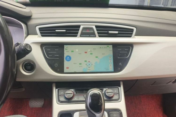 Used Geely Auto Emgrand X7 Sport 2018 Sport Edition 1.8TD Automatic Two-Wheel Drive ZhiZun Model Exterior 5
