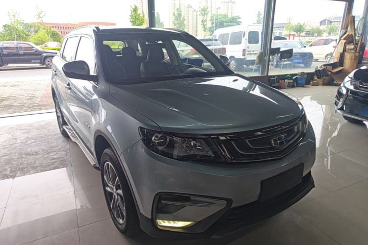 Used Geely Auto Emgrand X7 Sport 2018 1.8TD Manual Two-Wheel Drive Zhiya Model Front Right 45 Deg