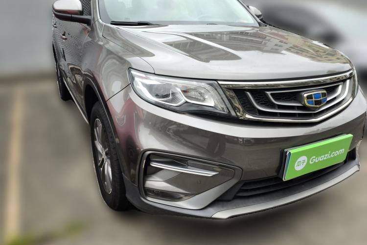 Used Geely Auto Emgrand X7 Sport 2018 1.8TD Automatic Two-Wheel Drive Smart Connect 4G Internet Edition Front Right 45 Deg