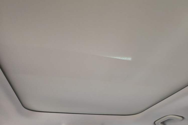 Used Geely Auto Emgrand X7 Sport 2018 1.8TD Manual Two-Wheel Drive Zhiya Model Headliner