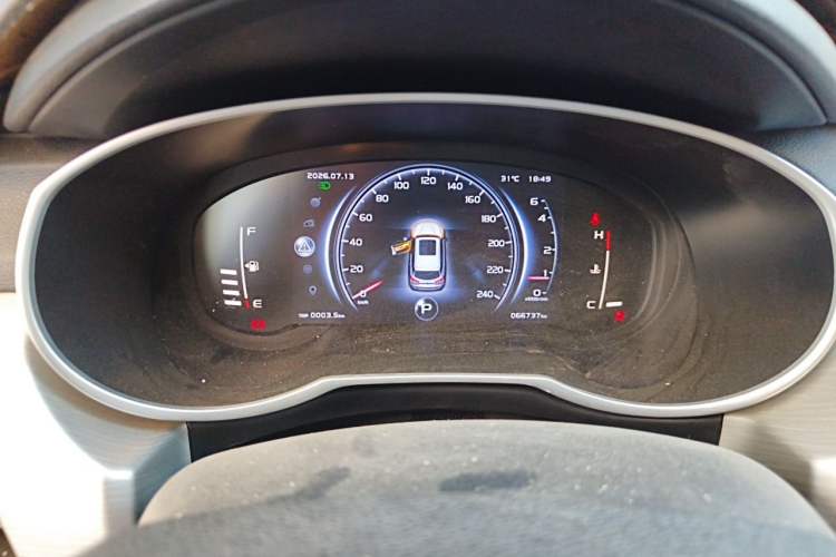 Used Geely Auto Emgrand X7 Sport 2018 1.8TD Automatic Two-Wheel Drive Smart Connect 4G Internet Edition Instrument Cluster
