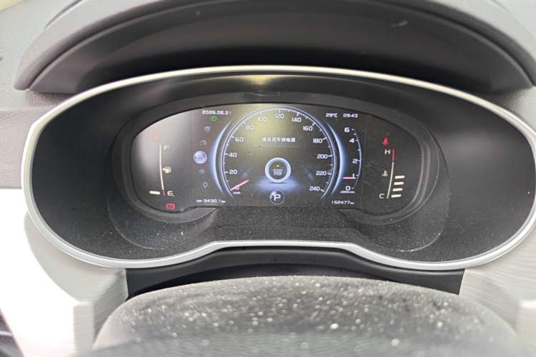 Used Geely Auto Emgrand X7 Sport 2018 1.8TD Automatic Two-Wheel Drive Smart Connect 4G Internet Edition Instrument Cluster