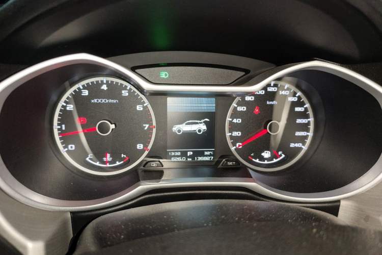 Used Geely Auto Emgrand X7 Sport 2018 1.8TD Automatic Two-Wheel Drive Zhiya Model Instrument Cluster