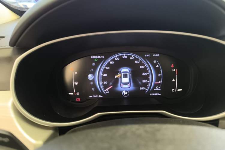Used Geely Auto Emgrand X7 Sport 2018 1.8TD Automatic Two-Wheel Drive Smart Connect 4G Internet Edition Instrument Cluster