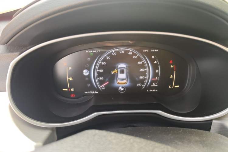 Used Geely Auto Emgrand X7 Sport 2018 1.8TD Automatic Two-Wheel Drive Smart Connect 4G Internet Edition Instrument Cluster