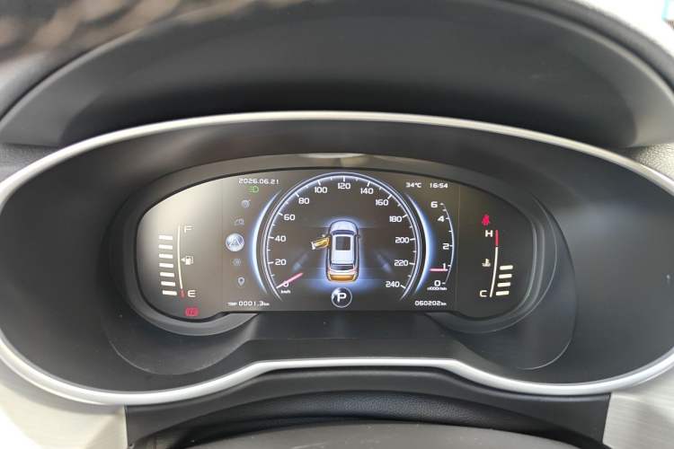 Used Geely Auto Emgrand X7 Sport 2018 1.8TD Automatic Two-Wheel Drive Smart Connect 4G Internet Edition Instrument Cluster