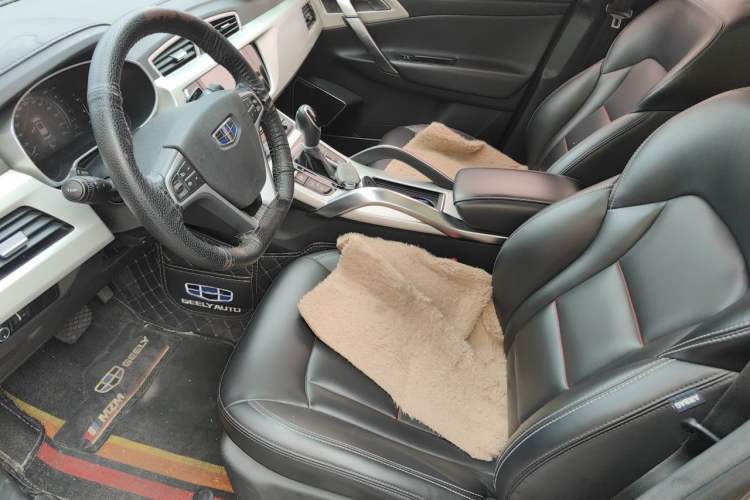 Used Geely Auto Emgrand X7 Sport 2018 1.8TD Automatic Two-Wheel Drive Smart Connect 4G Internet Edition Left Front Seat