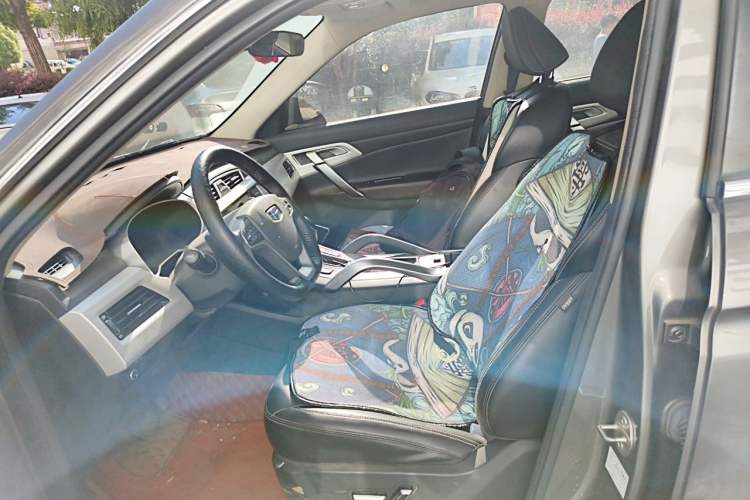 Used Geely Auto Emgrand X7 Sport 2018 1.8TD Automatic Two-Wheel Drive Smart Connect 4G Internet Edition Left Front Seat